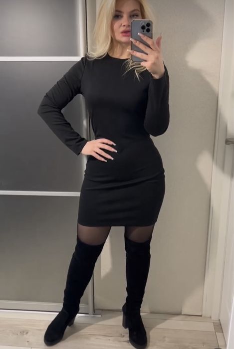 Плаття чорне коротке