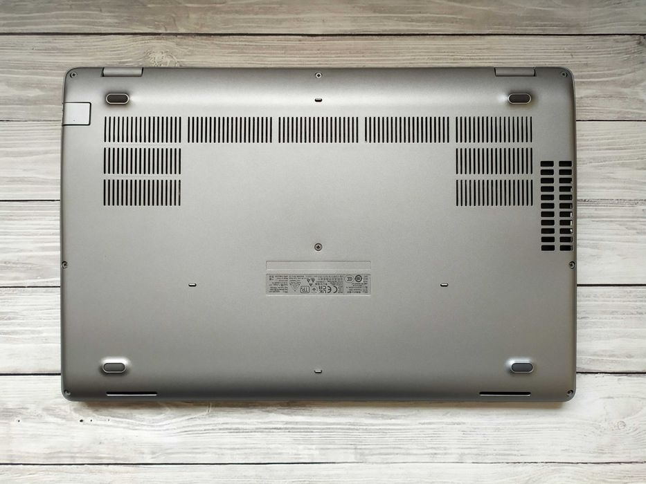 Робоча станція Dell Precision 3551 i7-10850H/16GB/512GB/NVIDIA 4GB