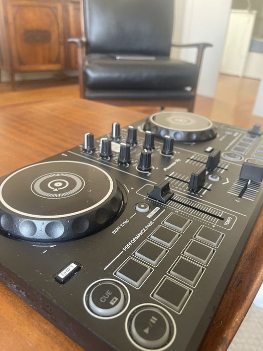 Controladora Pionneer DDJ200