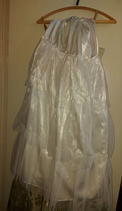 Плаття на випускний