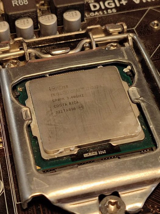 Материнская плата socket 1155.  Intel i5, i3. Ddr3