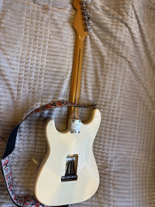 Fender Stratocaster Made in USA – lata 90