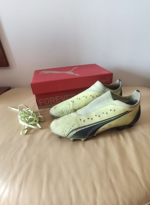 Chuteiras Puma Originais + Caneleiras