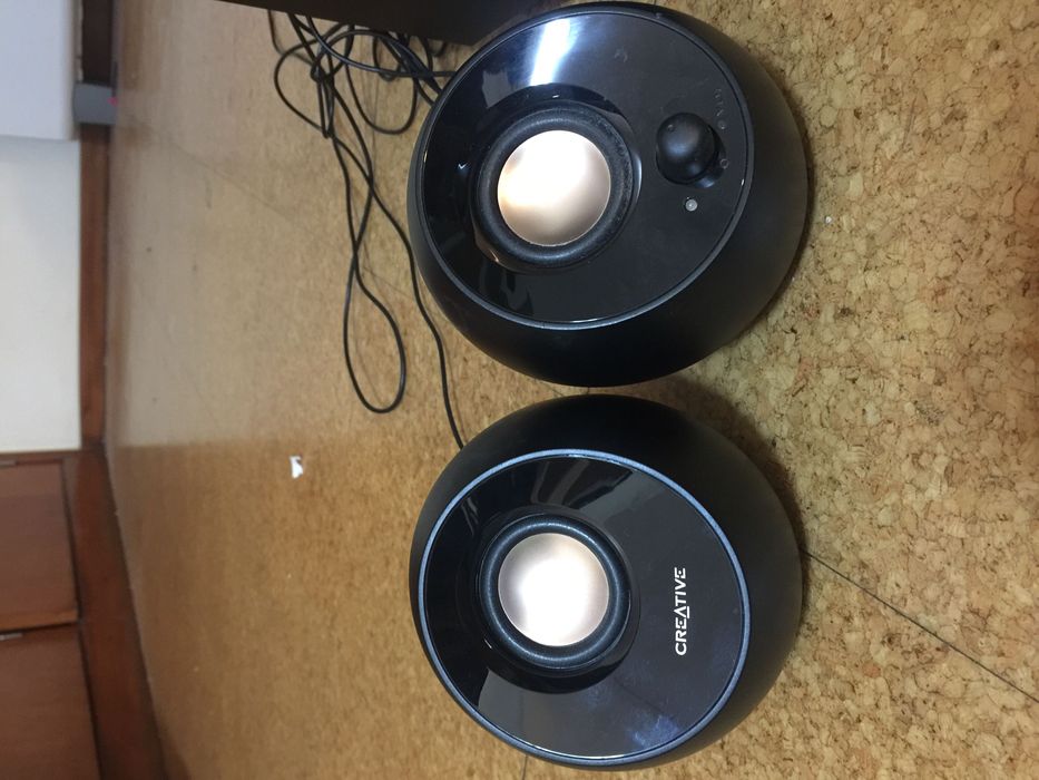 Colunas para desktop com subwoofer Creative Pebble plus