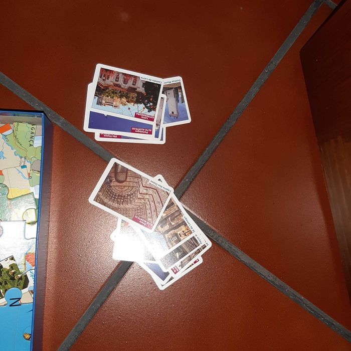 Puzzles Portugal, em bom estado.