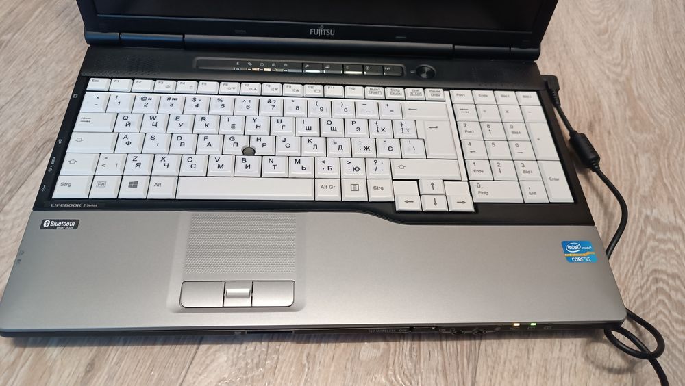 Ноутбук Fujitsu E752 Intel core i5 / RAM 8GB DDR3 240GB SSD