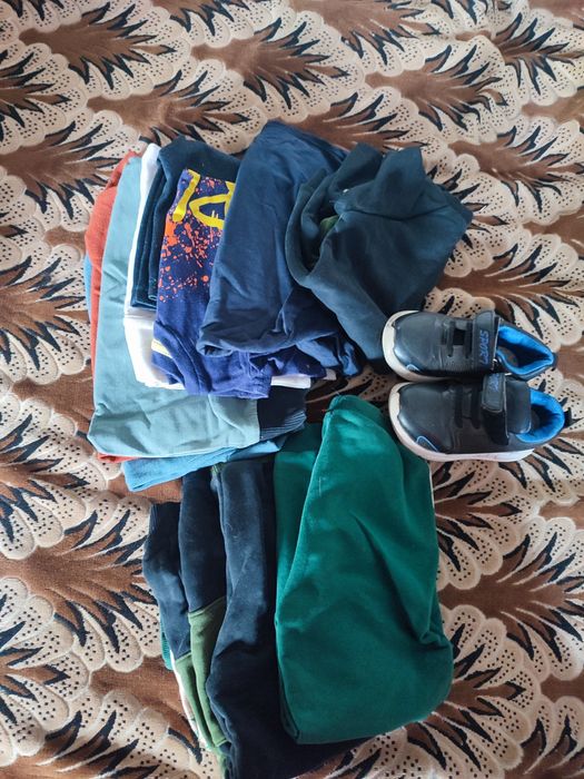 Набір одягу/взуття на хлопчика 86-92 см