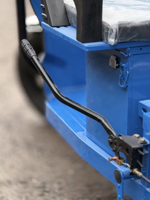 Електротрицикл DOZER Model 2E