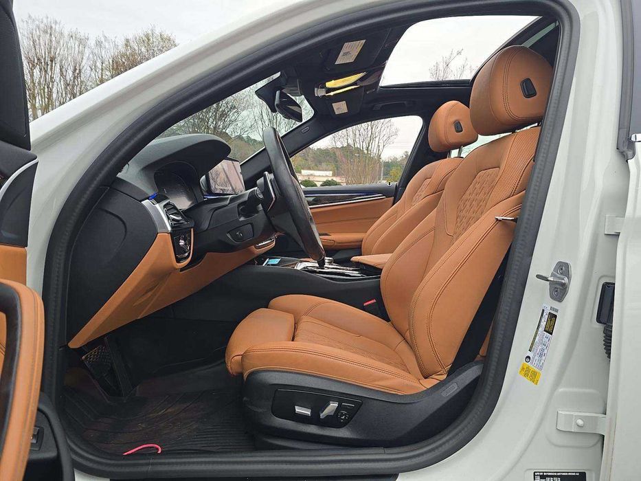 2023 BMW 5 Serie седан  540i