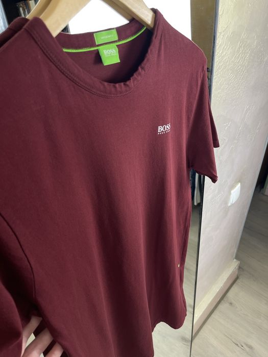 Футболка Hugo Boss: преміум бавовна, стильний дизайн