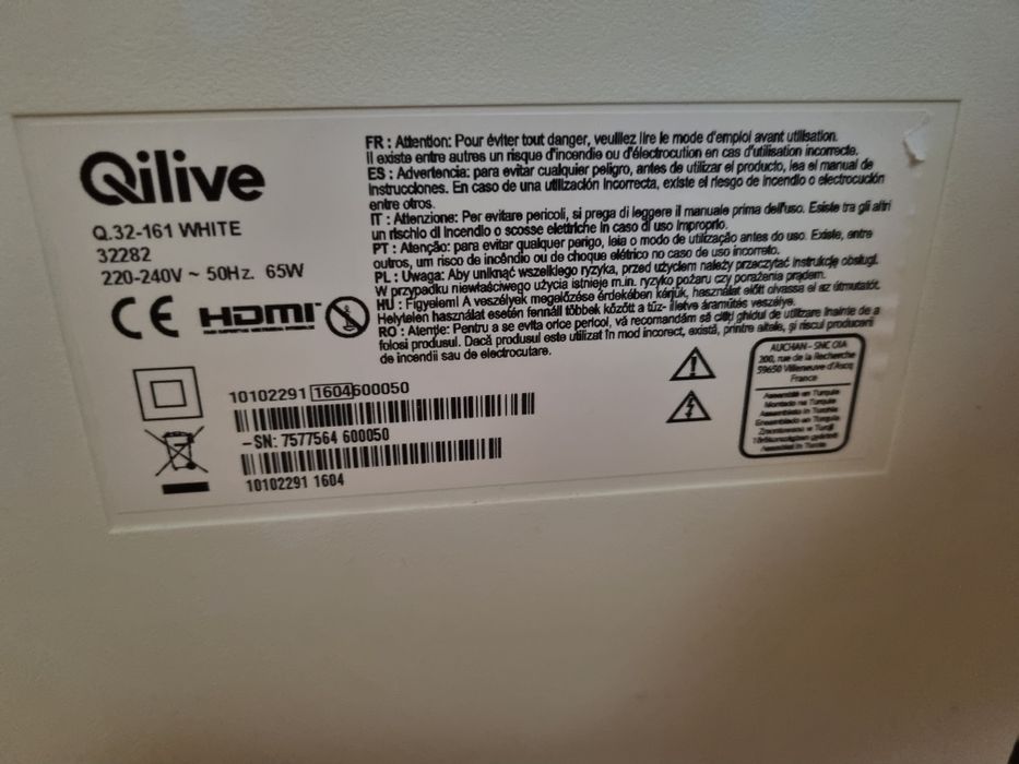 Vendo conjunto de peças TV Qilive 32 polegadas - ou à peça