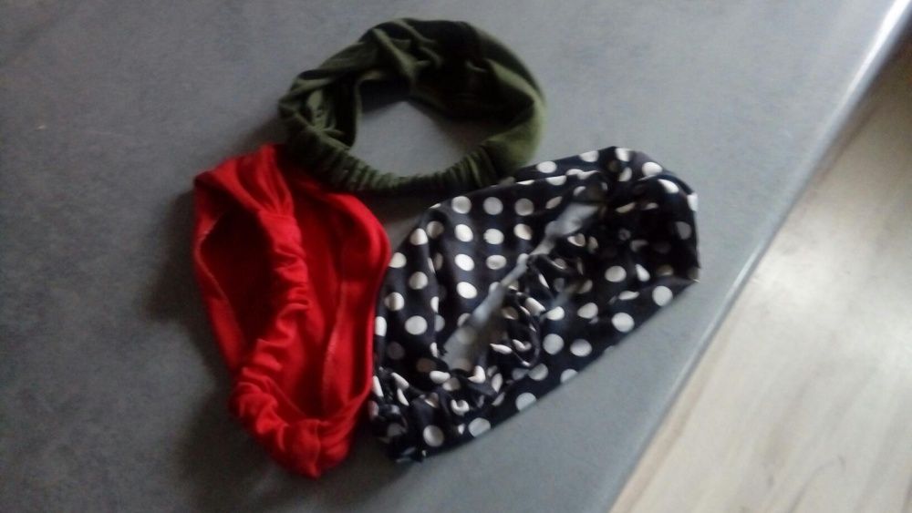 Opaski na włosy różne wzory.