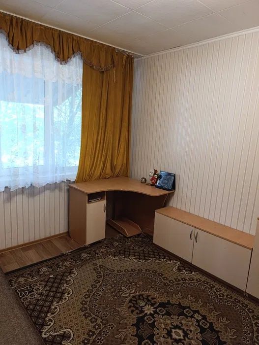 V Продам гостинку на Салтовке по Гарибальди