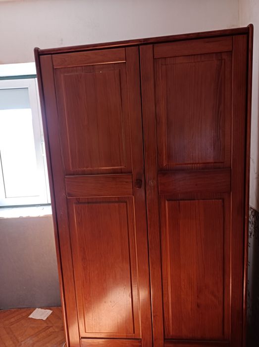 Móvel roupeiro para quarto corredor
