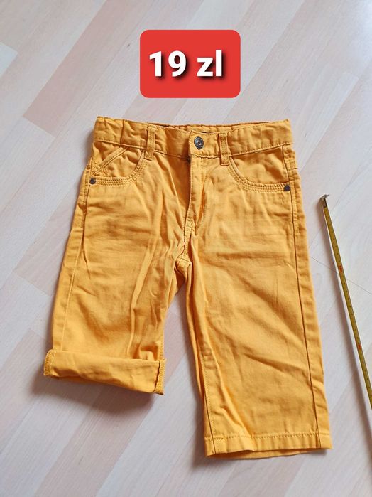 Spodenki chłopięce kolor miodowy rozm. 110. Stan idealny.