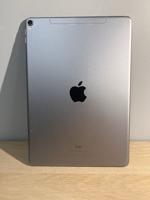 iPad Pro 10.5" 256GB LTE (Cellular/SIM) + Apple Pencil 1