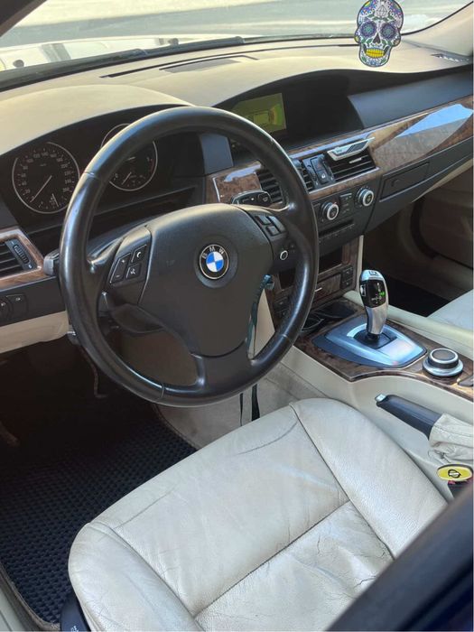 Продам BMW E61.