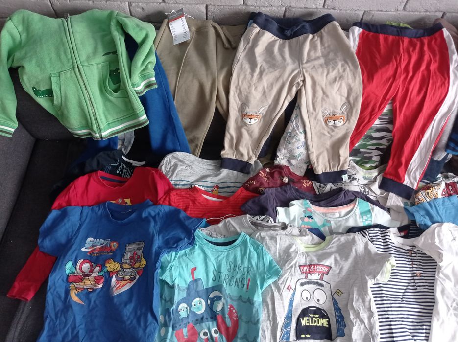 Zestaw ubranek roz 98.  REZERWACJA