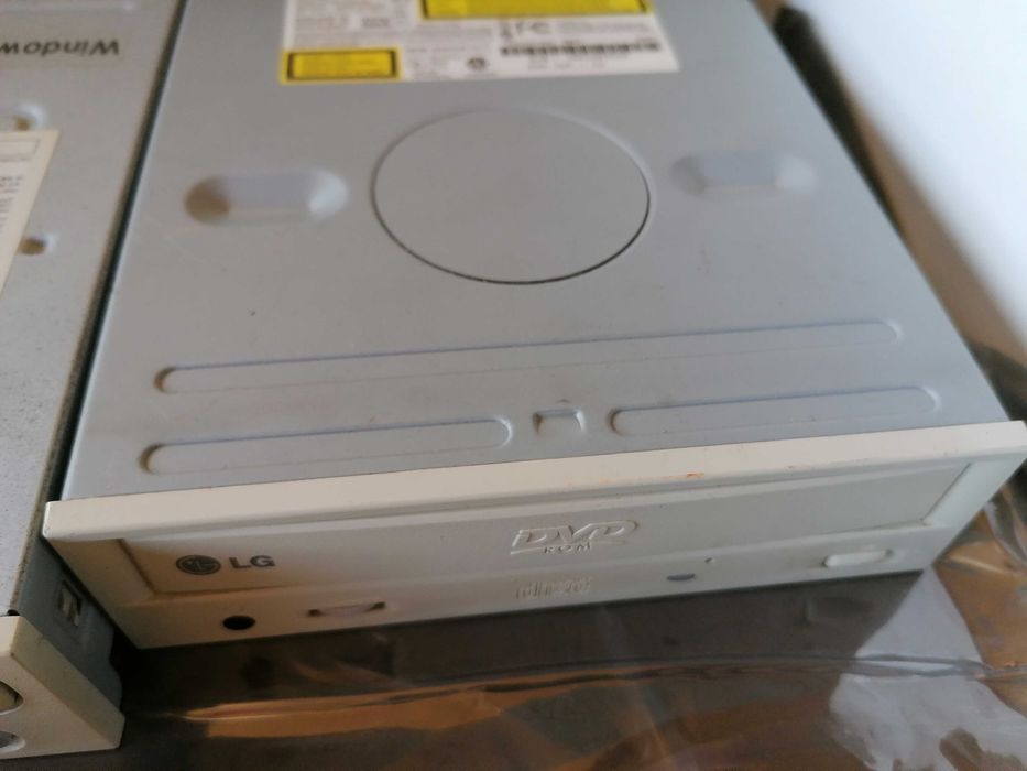 Equipamento informatico antigo