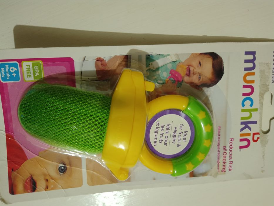 Alimentador com rede para bebé