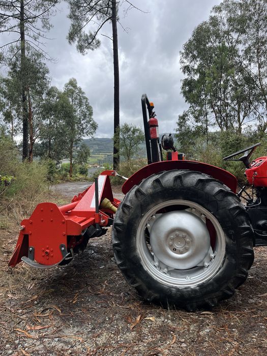 Massey Ferguson MF 240