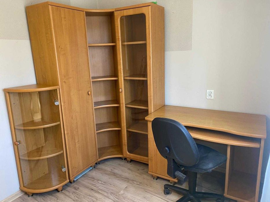 MEBLE BIURKO bardzo dobry stan