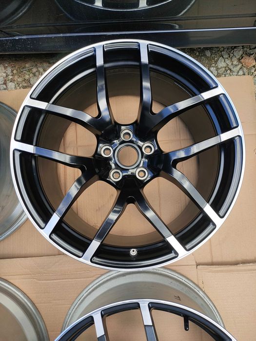 Felgi Rays Nismo V2 5x114.3 R19 9.5J, 10.5J(Nissan 370Z)