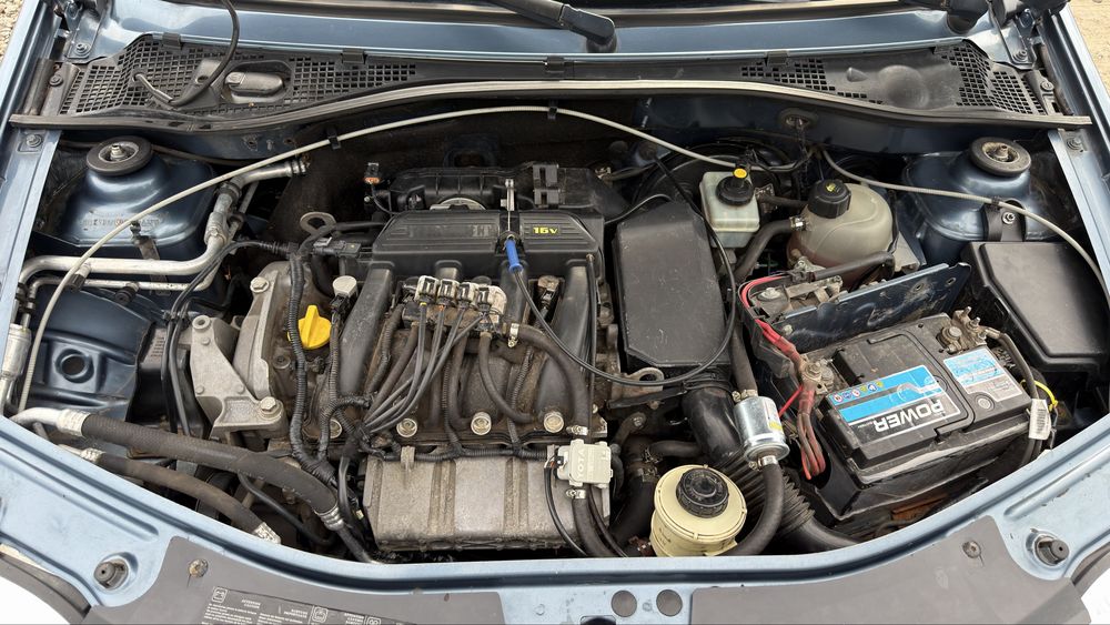 Dacia Logan 1.6 газ/бенз. А/С