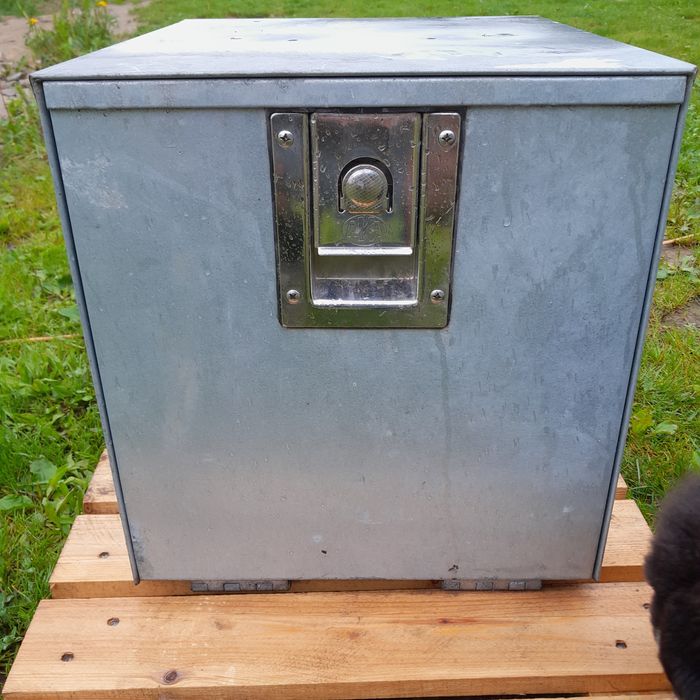 Skrzynia narzedziowa na pasy laweta, naczepa , ciężarowowy