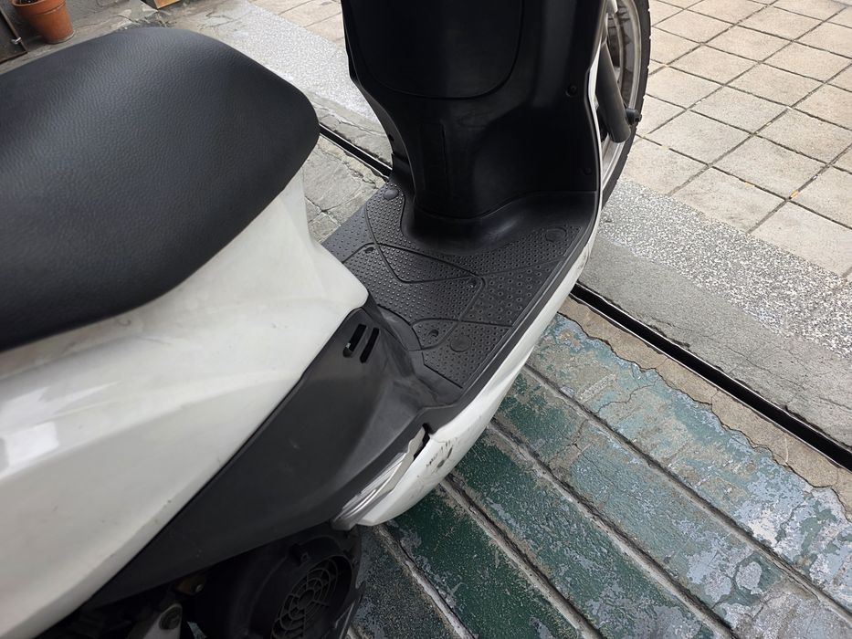 sym 125 i cargo gts
