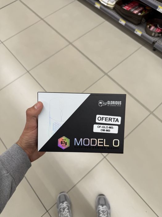 Rato Glorious Model 0 branco selado!!