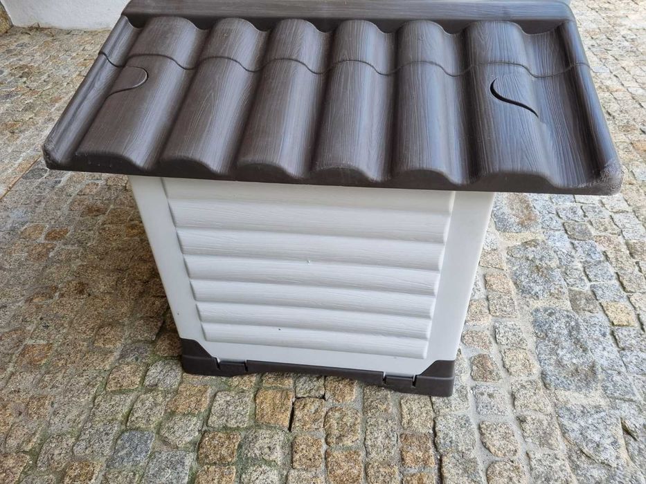 Casota para cão - Ferplast Dogvilla 70 com isolamento