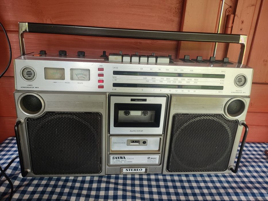 Radiomagnetofon Sanwa 7065 Vintage