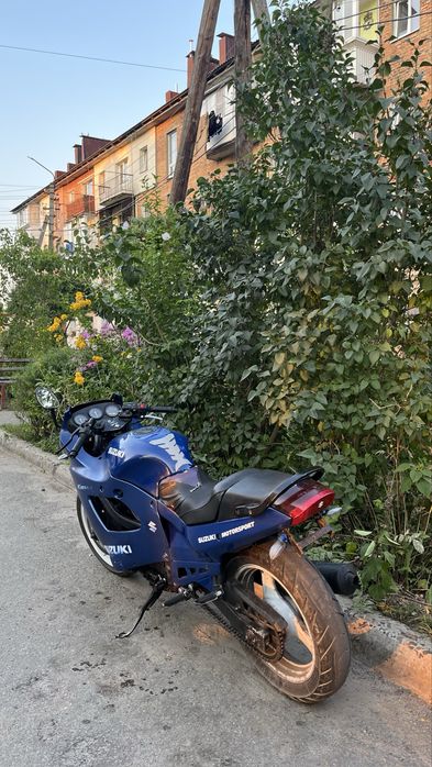 Продам мотоцикл сузукі