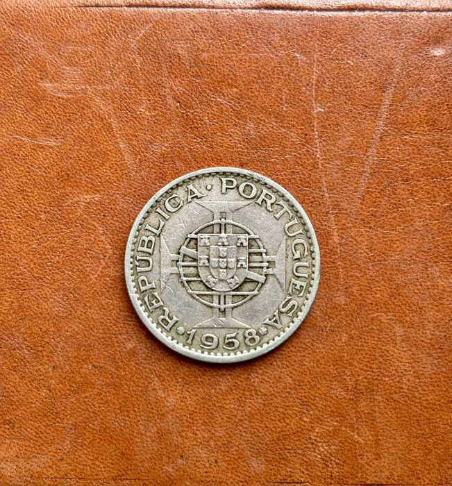 Moeda de 1 Um Escudo Timor Republica Portuguesa Portugal do Ano 1958