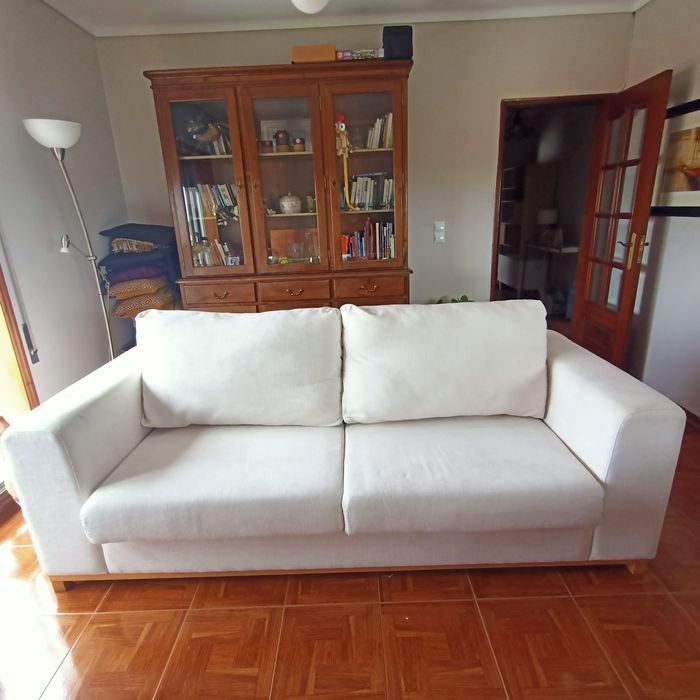 Sofá moderno, 3 lugares