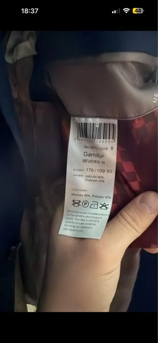 Garnitur męski granatowy