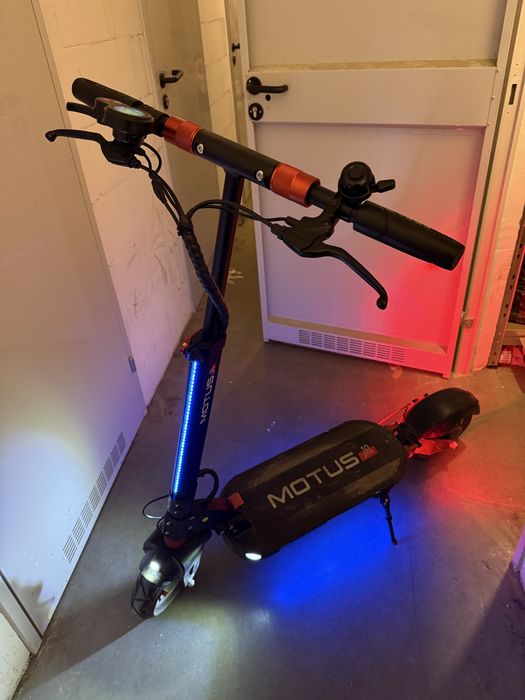 Hulajnoga Motus Pro 10 2021