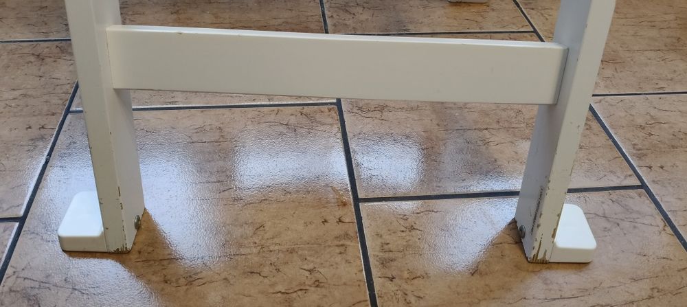 Lionelo floris z wkładką krzesełko do karmienia