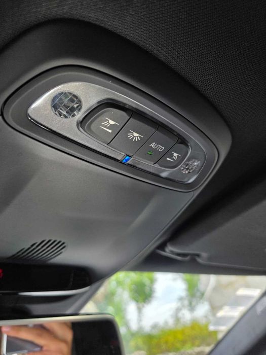 VOLVO V40 D2 2.0 R-DESIGN 12/2015
