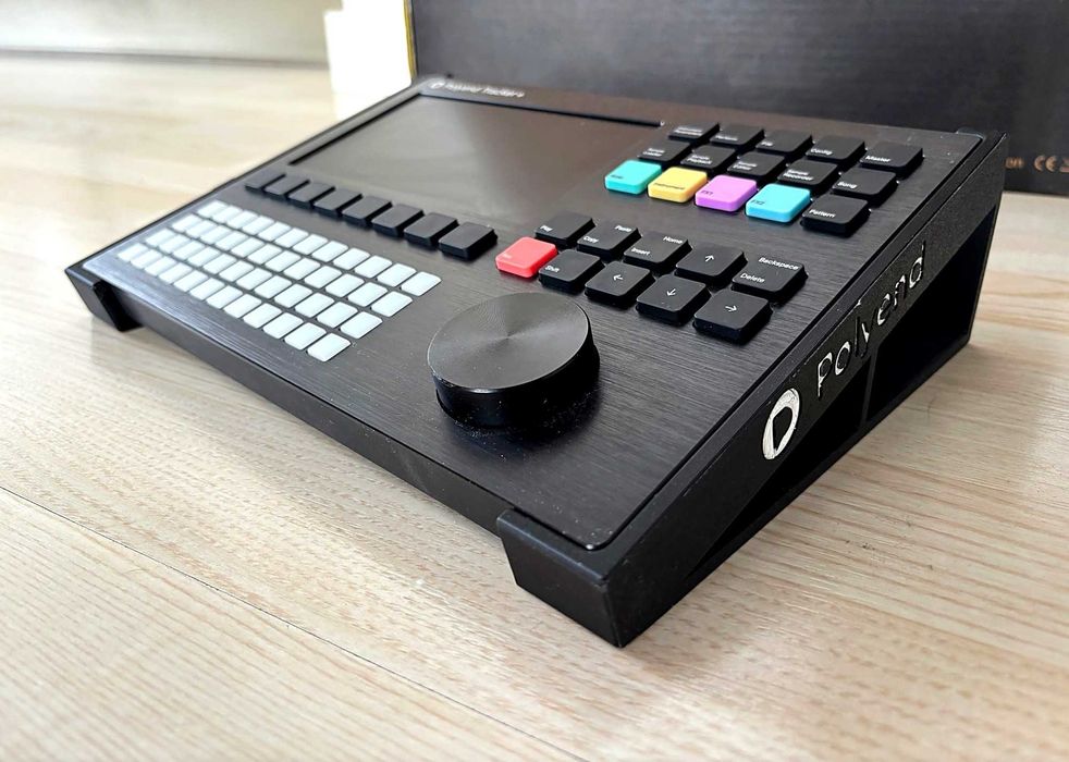 Polyend Tracker+ (Plus) – stan idealny, komplet, pudełko + stand 3D