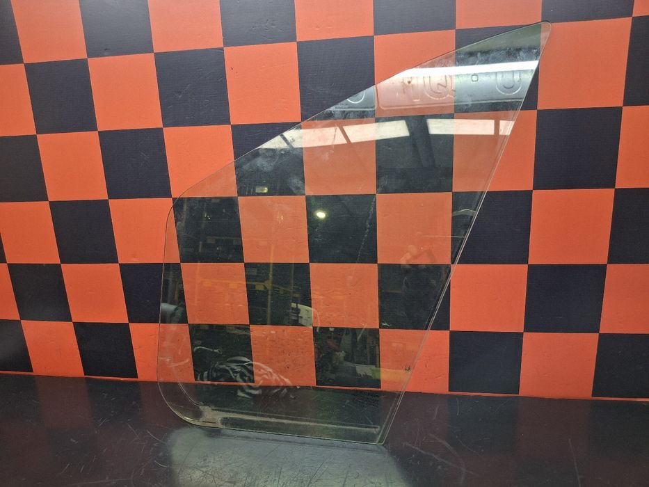 Vidro triangular frente esquerdo RENAULT Trafic III (FG_)