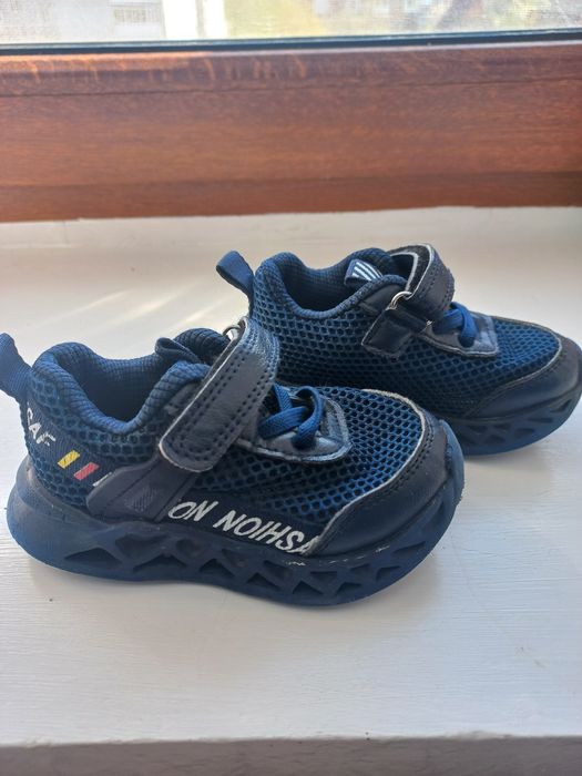 Кросівки в сіточку для хлопчика