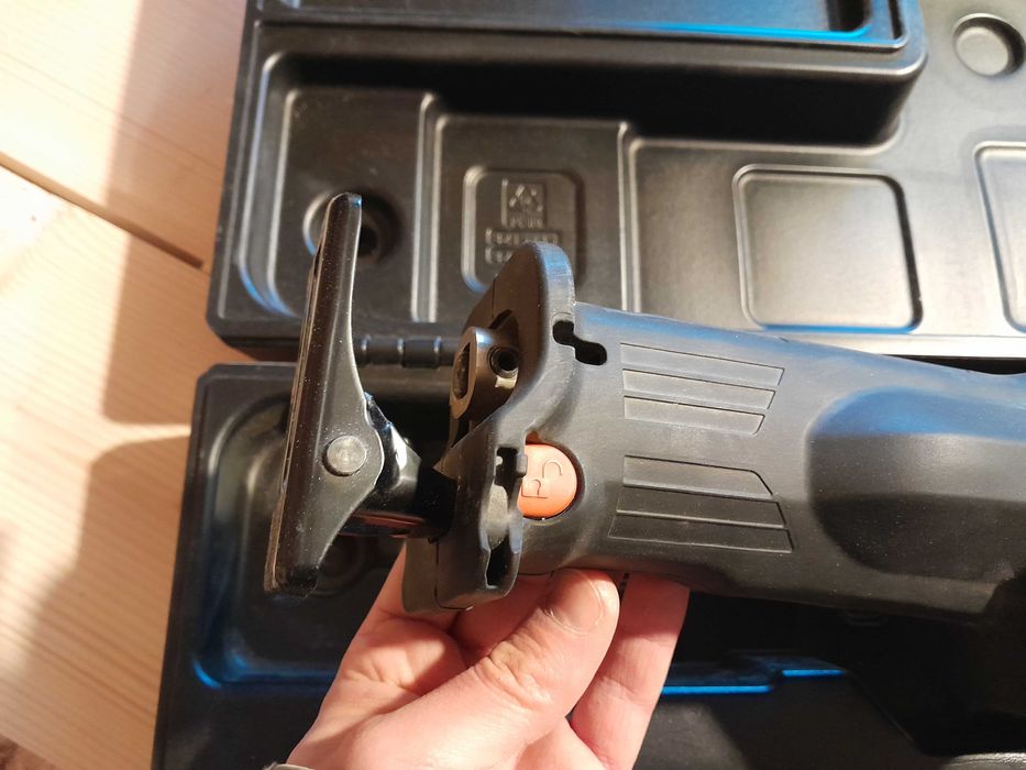 Piła szablasta/lisica MAKITA_M4500