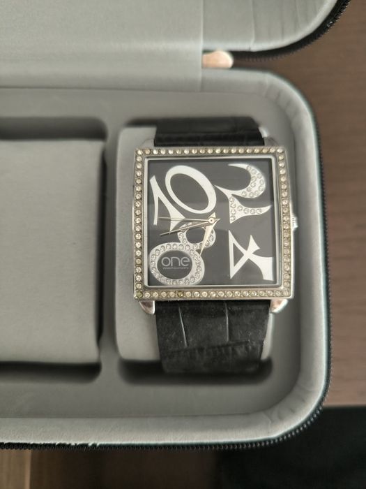 Relógio One preto