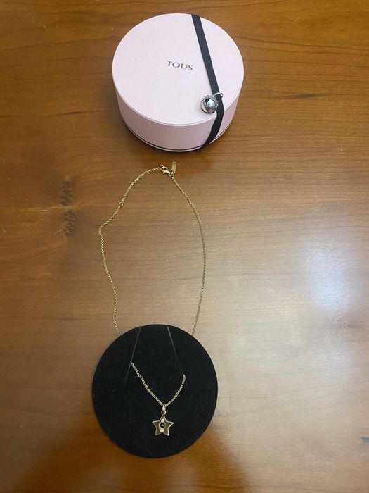 Colar Tous prata dourada com pingente esstrela Tous, original