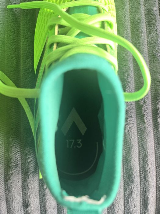 korki piłkarskie chłopięce Adidas rozm. 30