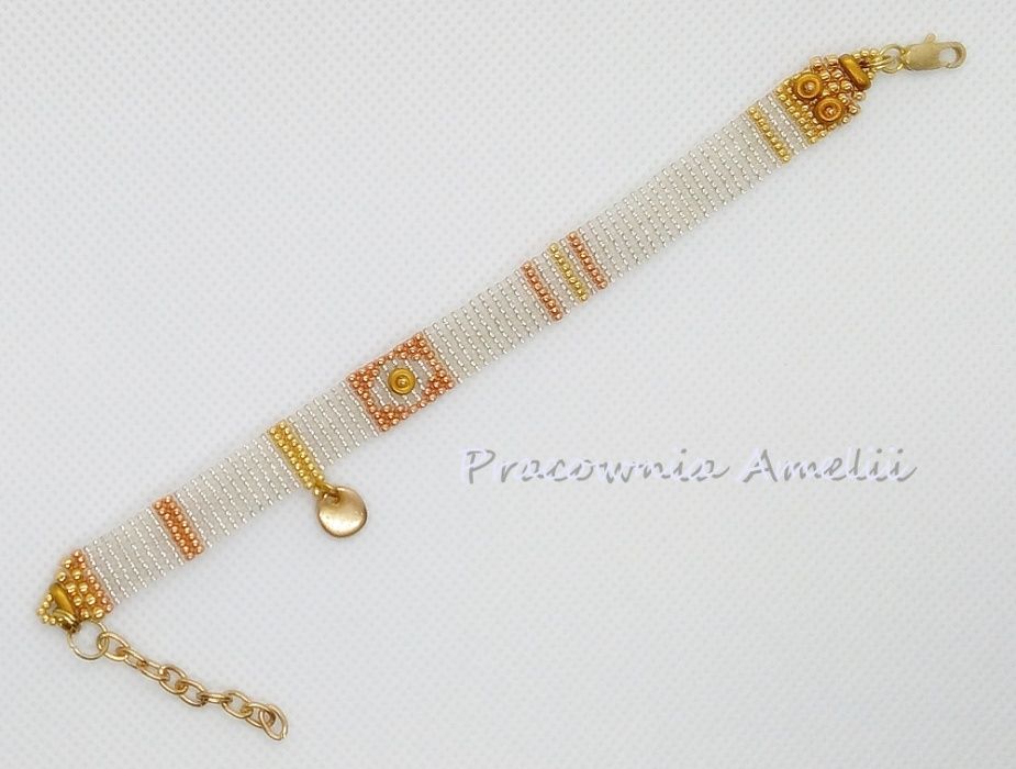 biżuteria z koralików beading ręcznie wypleciona