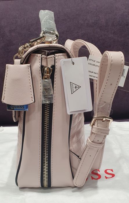 Продам рюкзак Guess