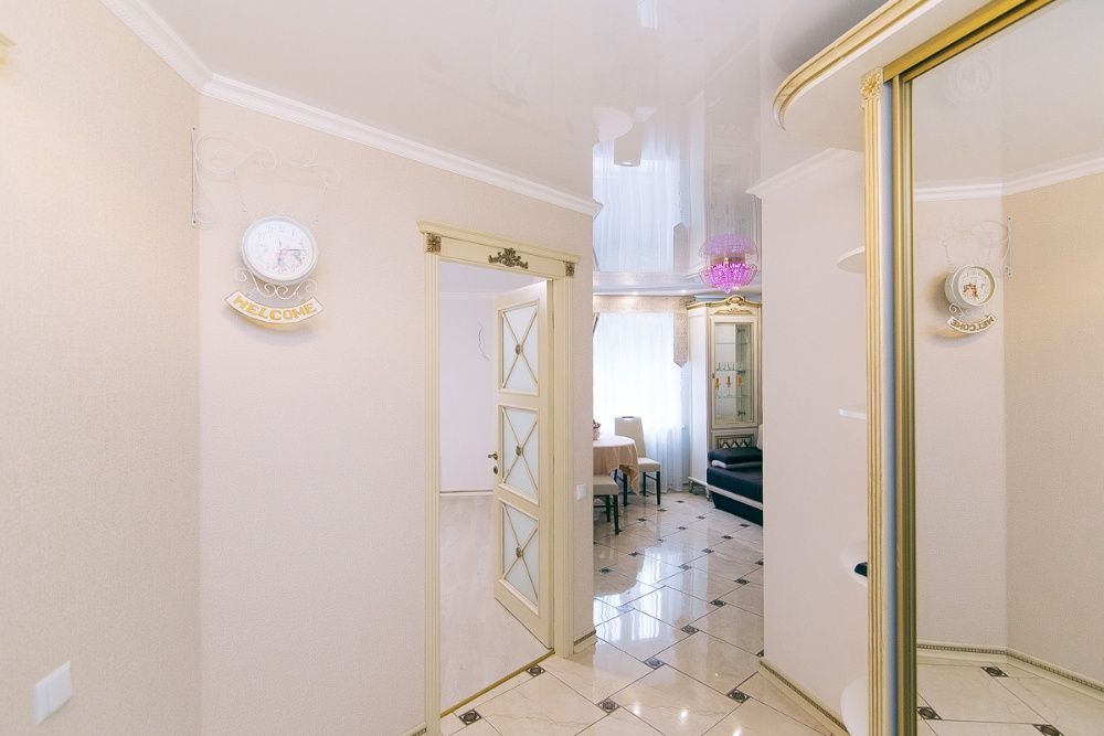 Квартира посуточно в центре в новостройке ул. Петропавловская 79